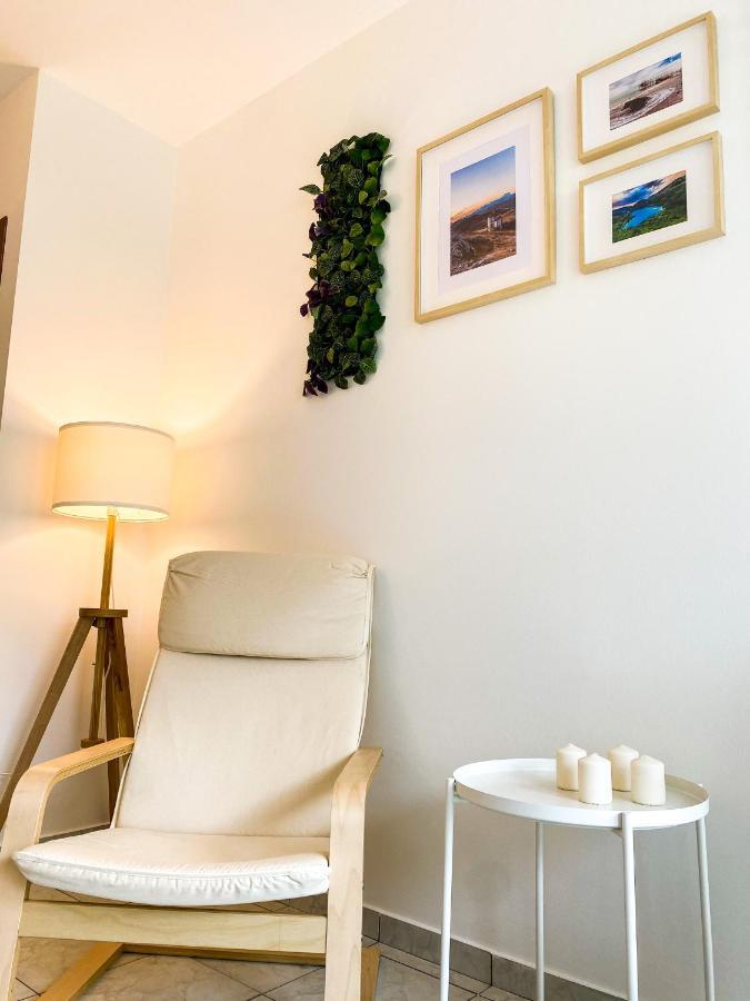 Casa Vacanza “Via Verde” 로카 산 지오반니 외부 사진